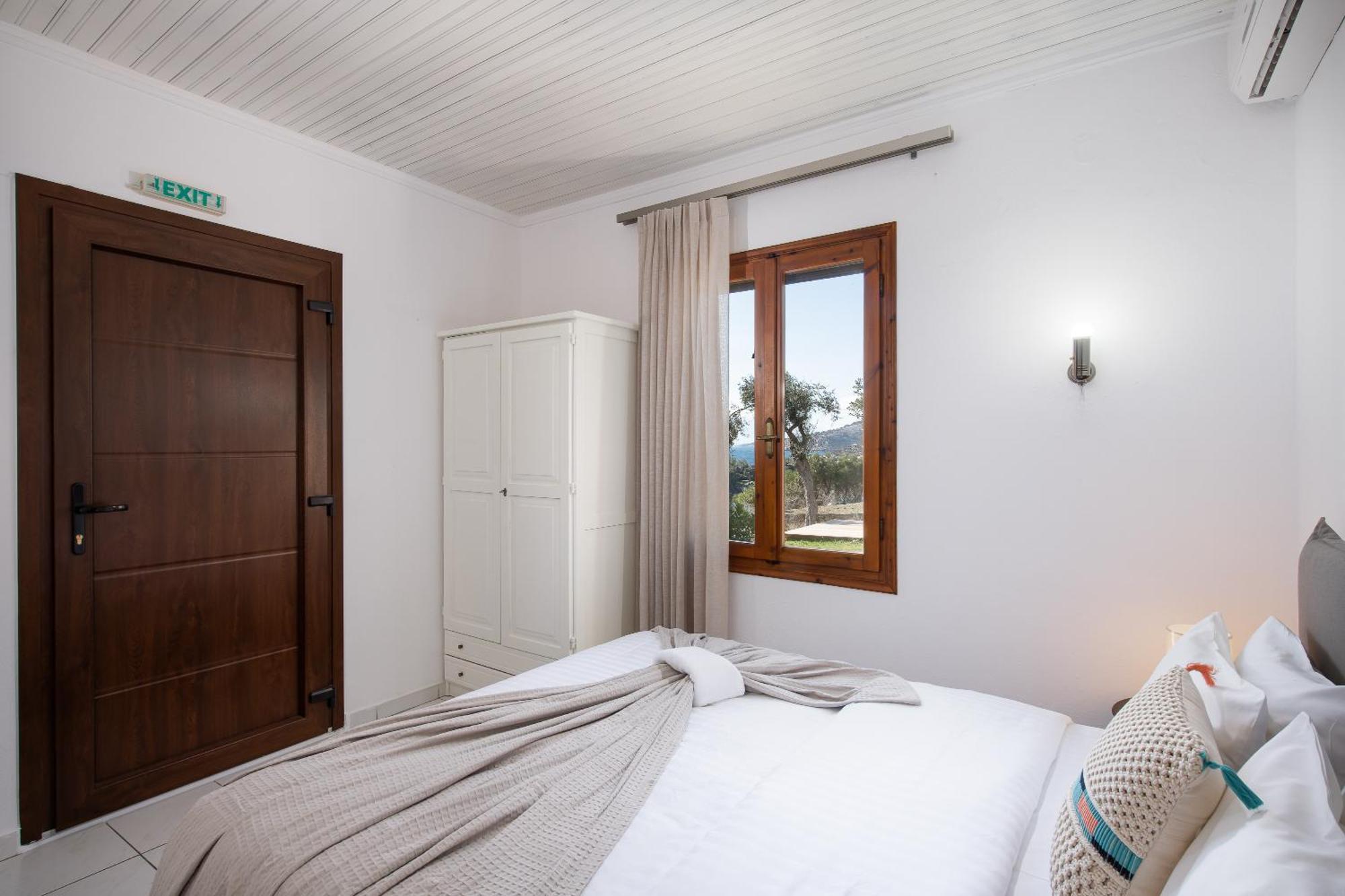Acroterra - Easy Living Aparthotel Aliki  Exterior photo