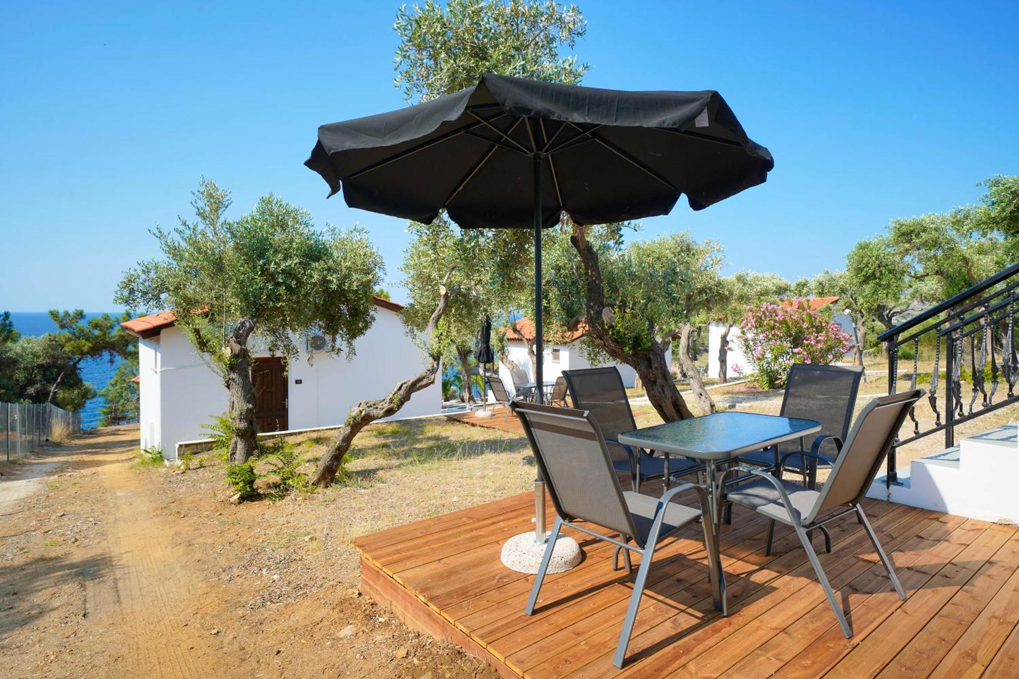 Acroterra - Easy Living Aparthotel Aliki  Exterior photo