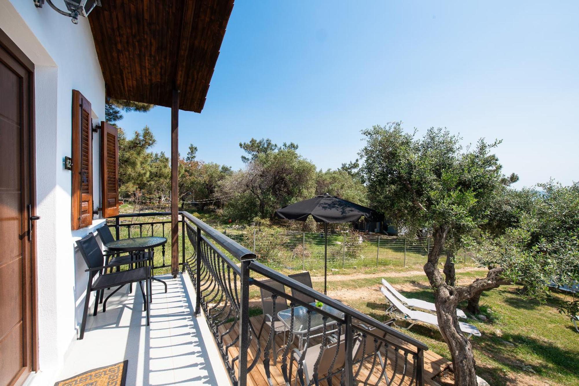 Acroterra - Easy Living Aparthotel Aliki  Exterior photo