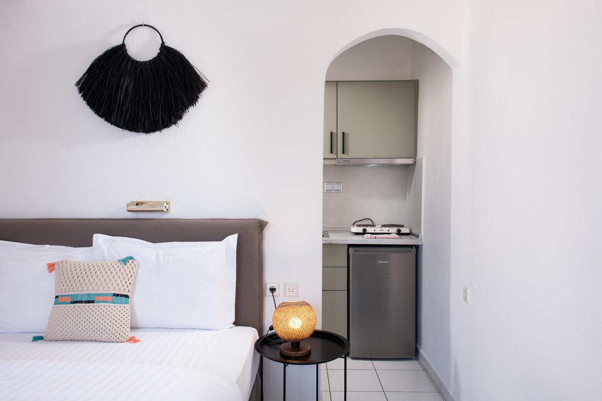 Acroterra - Easy Living Aparthotel Aliki  Exterior photo